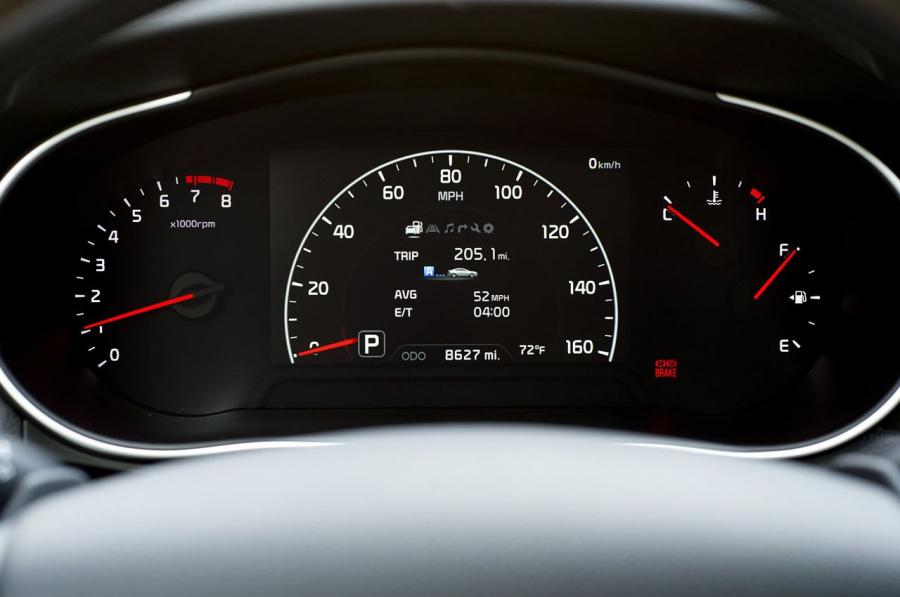  Kia Cadenza 2014 года  (фото 143 из 154)
